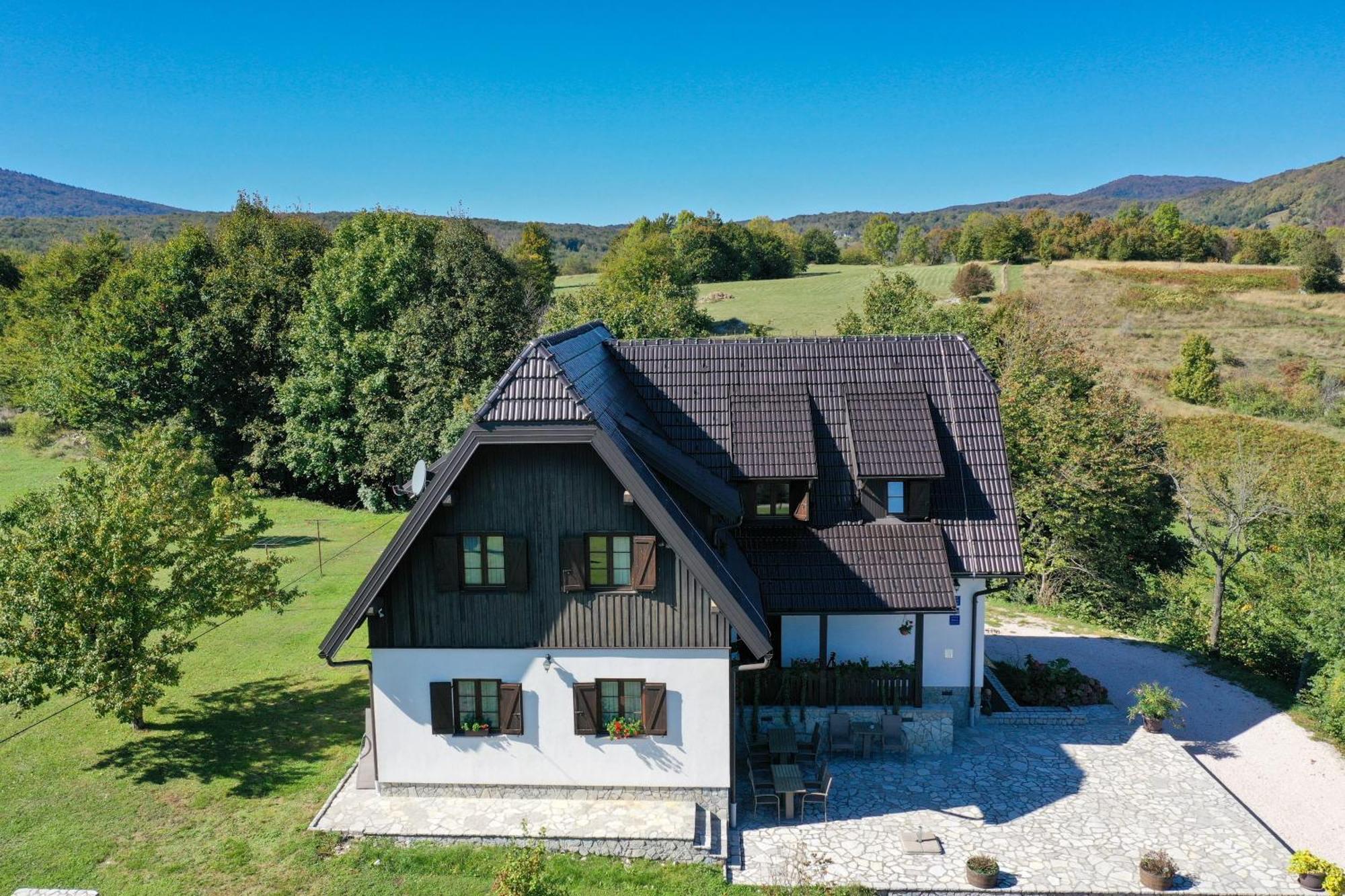 شقة Flora House Rastovača المظهر الخارجي الصورة