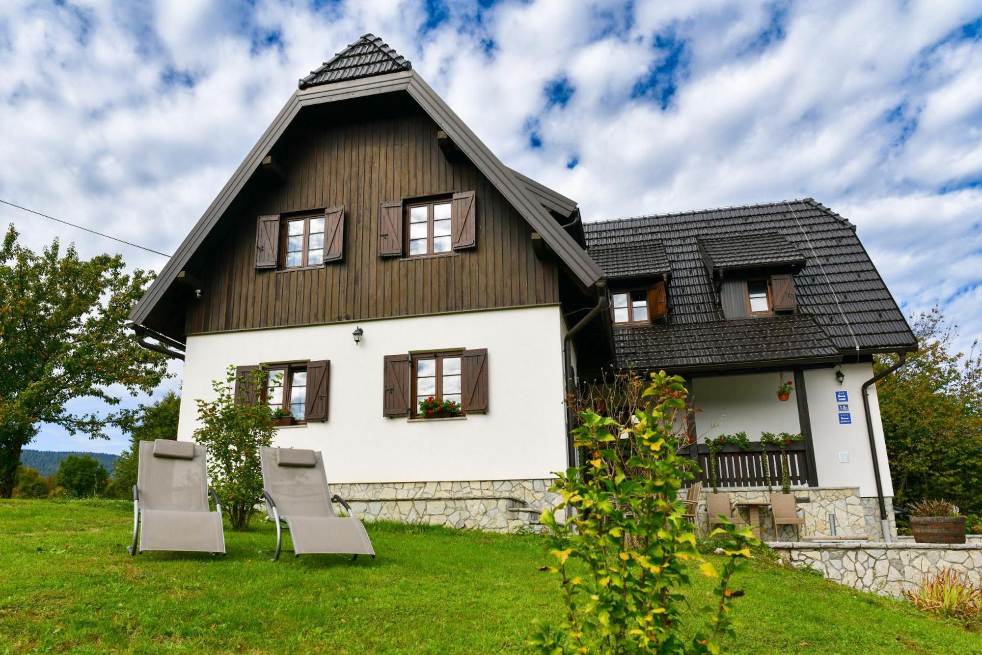 شقة Flora House Rastovača المظهر الخارجي الصورة