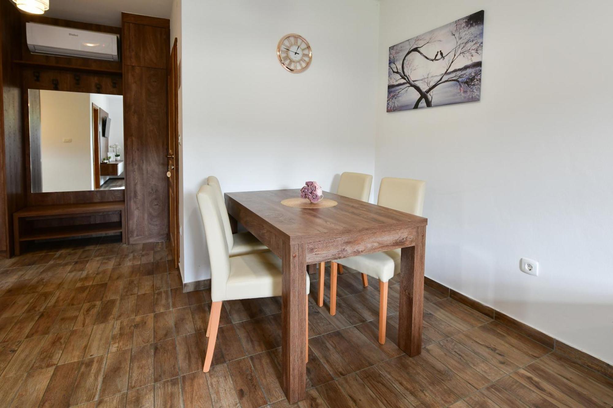 شقة Flora House Rastovača الغرفة الصورة